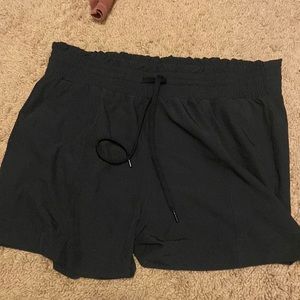Black Abercrombie shorts size large